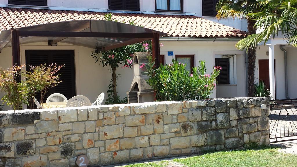 Apartments Lana أوماغ الغرفة الصورة