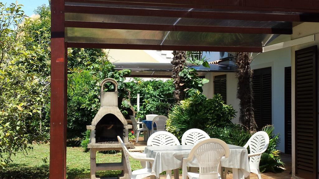 Apartments Lana أوماغ الغرفة الصورة