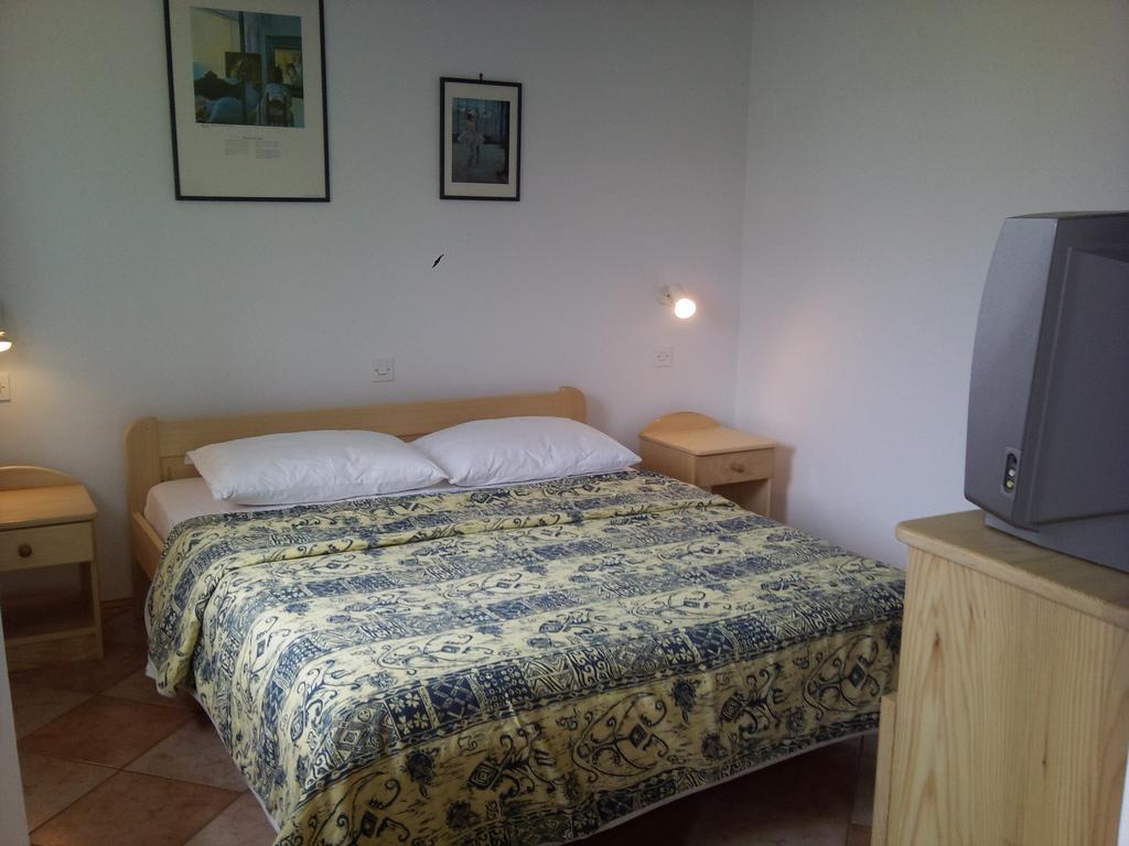 Apartments Lana أوماغ الغرفة الصورة